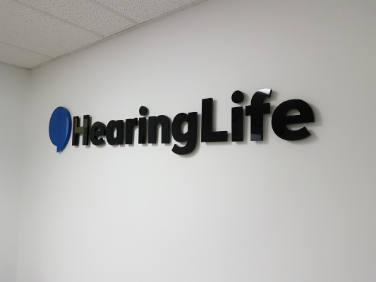 Custom 3D logo for Hearinglife