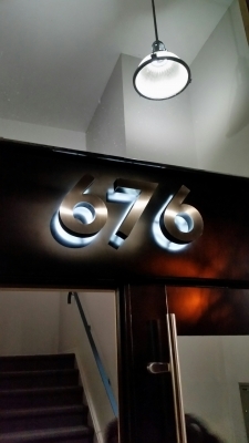 Halo illuminated numbers