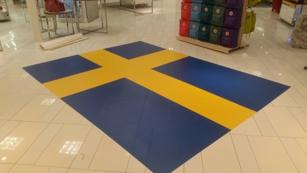 Floor graphics