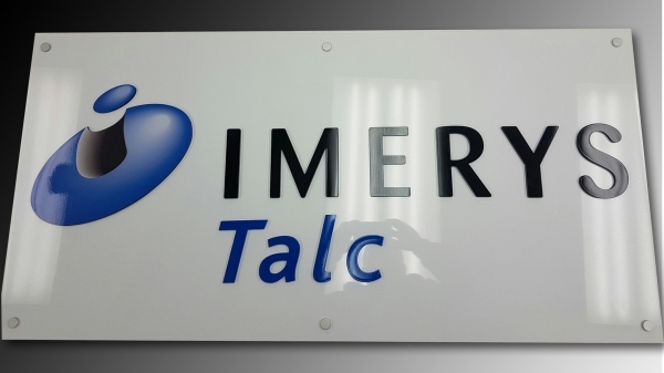 Reception sign of combination of raised aluminium logo