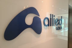 3D-cut-acrylic-logo-with-full-color-gradient-print-on-the-face