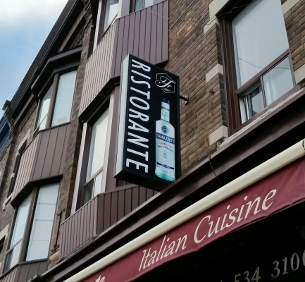 Ristorante LED illuminated sign box