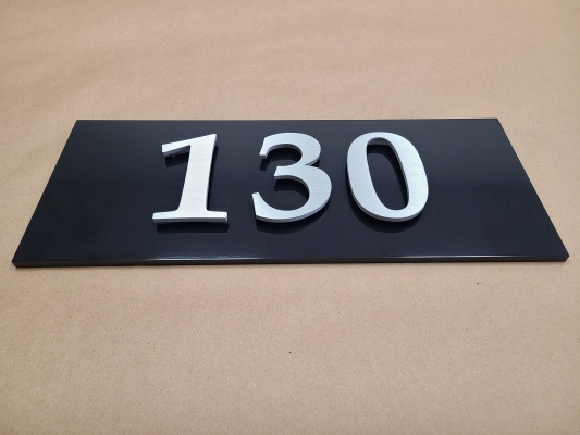 Custom-aluminium-house-numbers-130