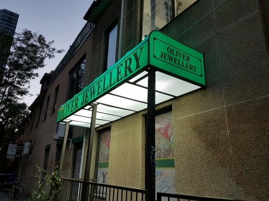 Illuminated awning Oliver Jewellery